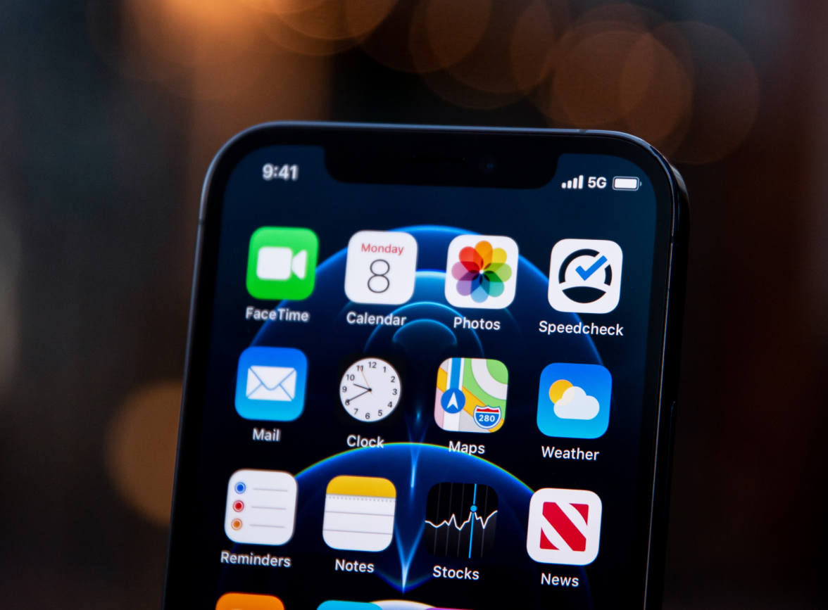邛崃苹果手机维修分享为什么 iPhone 12 在冬季会自动关机 